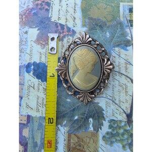 Vintage Signed PERI Convertible Cameo Brooch Pendant Victorian Revival Oval Pin